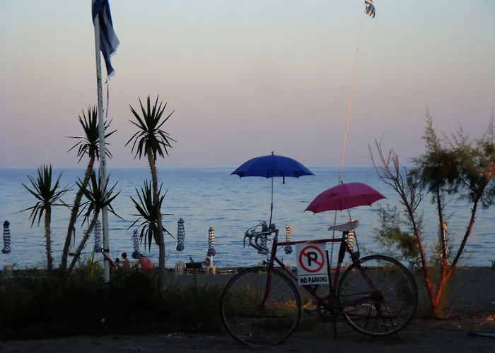 Oasis Rhodes فندق أفانتو