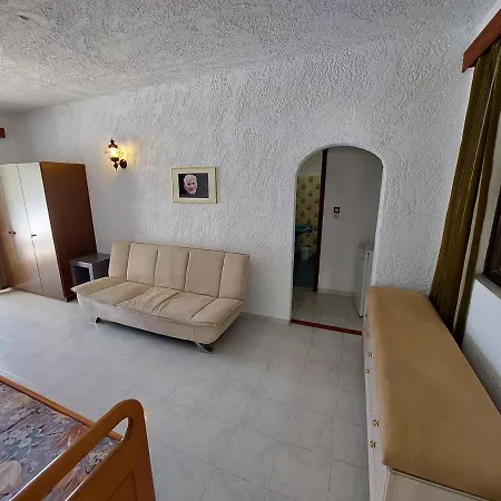 Oasis Rhodes فندق