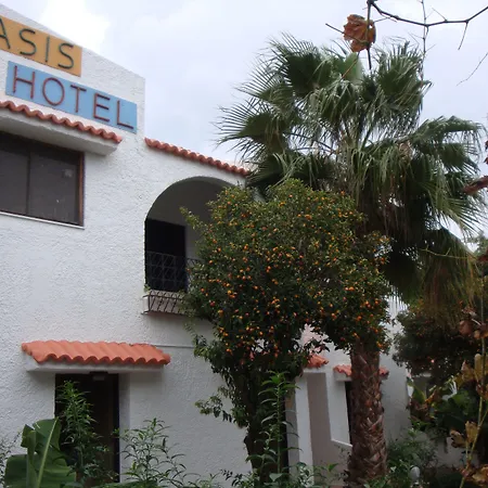 מלון Oasis Rhodes אפאנטו