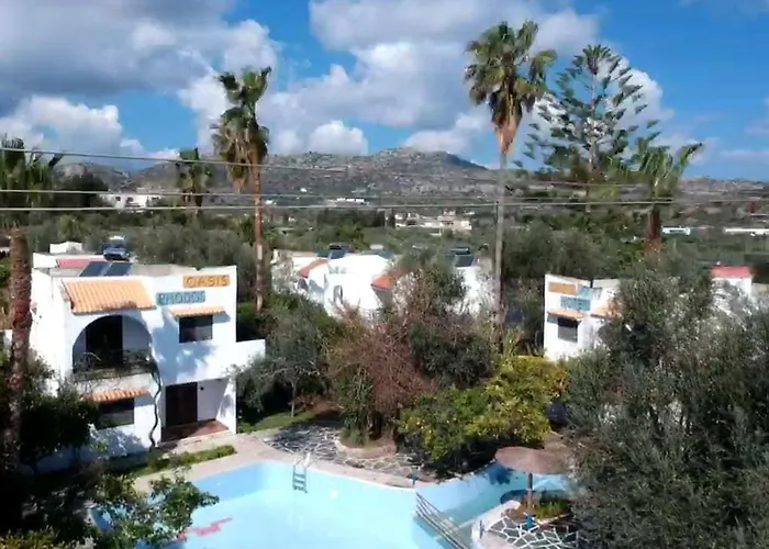 מלון Oasis Rhodes אפאנטו