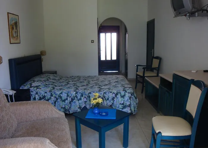 Oasis Rhodes מלון