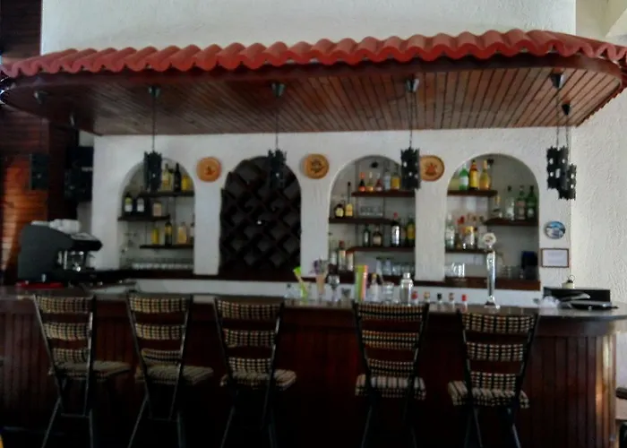 Oasis Rhodes מלון אפאנטו