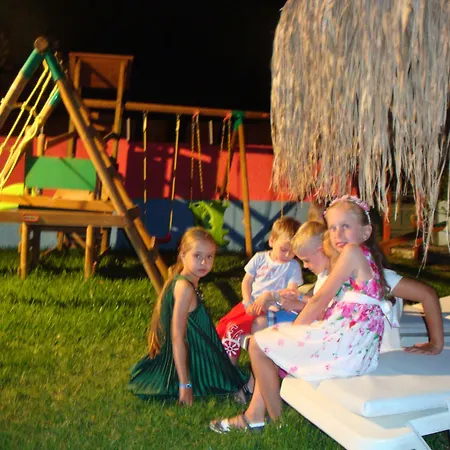 מלון Oasis Rhodes