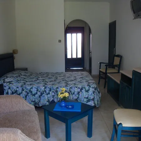 Oasis Rhodes מלון