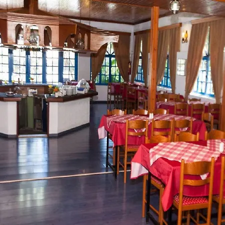 Oasis Rhodes מלון 3*